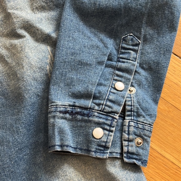 ROIWHQ Men’s Denim Chambray Snap Shirt XL - Picture 2 of 6